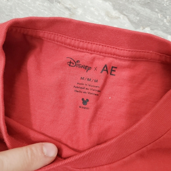 American Eagle X Disney. Red T-Shirt with Mickey Mouse Fireworks Design. M. - Picture 7 of 8